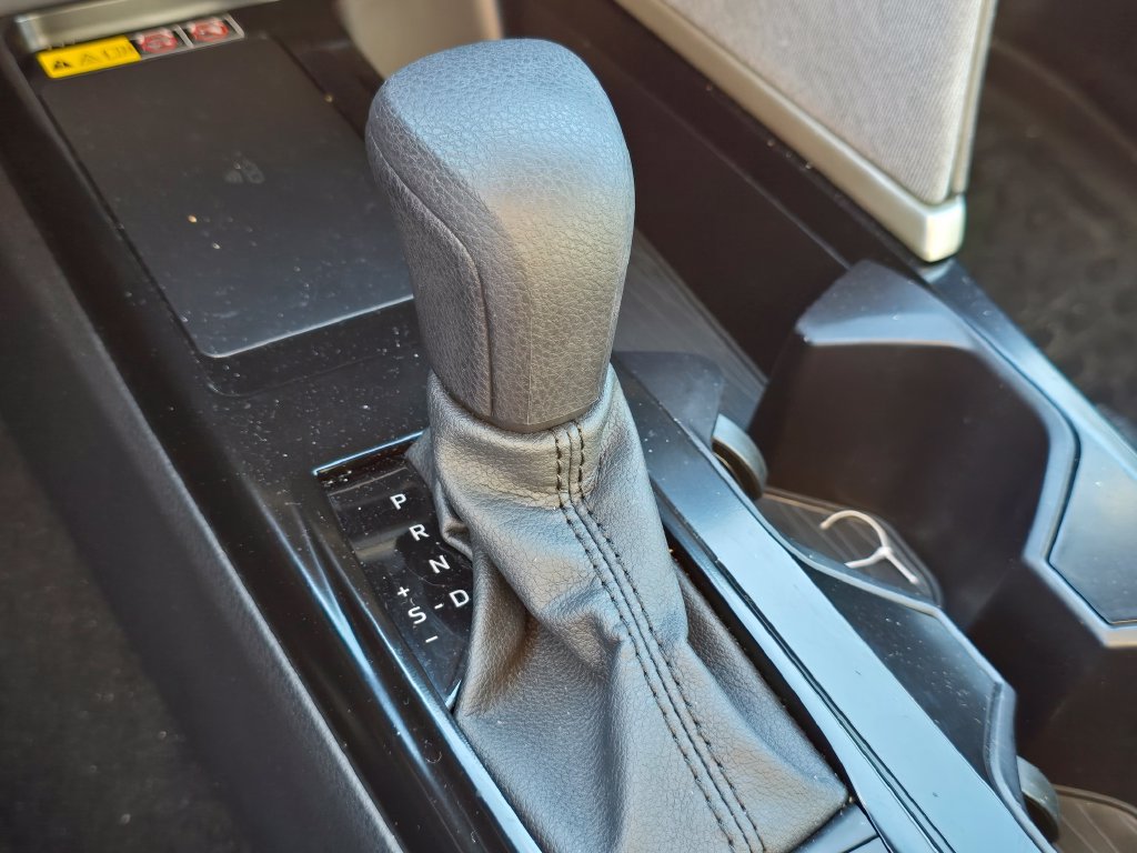 Used 2025 Toyota Camry LE FWD image 21