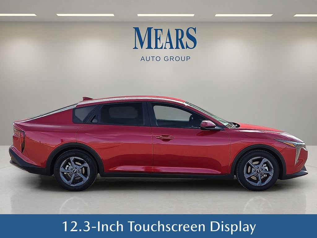 Used 2025 Kia K4 LXS image 7