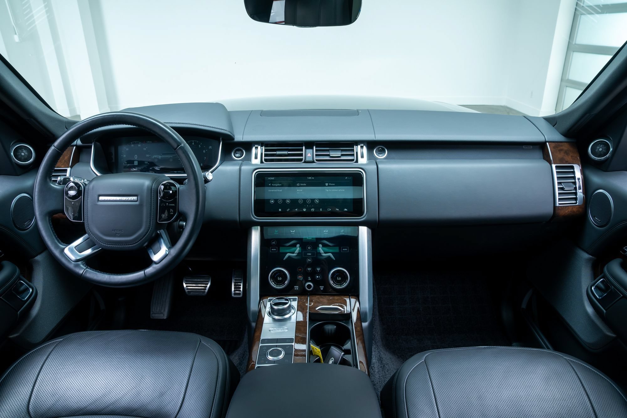 Used 2021 Land Rover Range Rover Westminster Edition AWD/4WD image 9