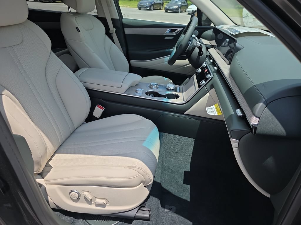 New 2026 Genesis GV80 2.5T Select AWD/4WD image 32
