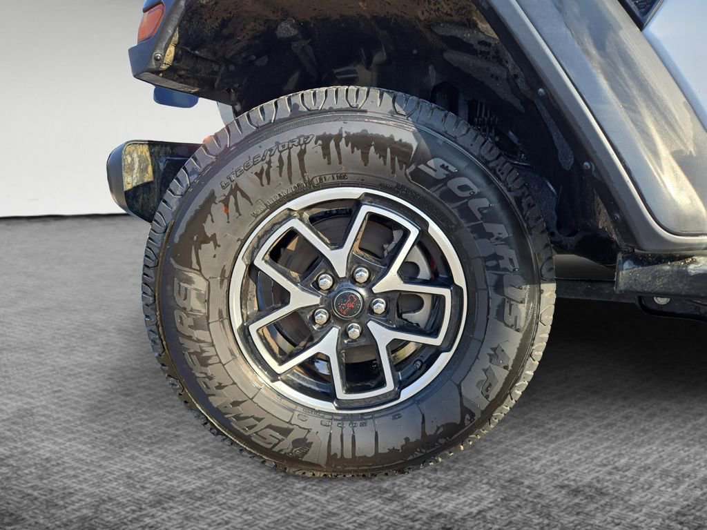 Used 2024 Jeep Wrangler Unlimited Rubicon image 11