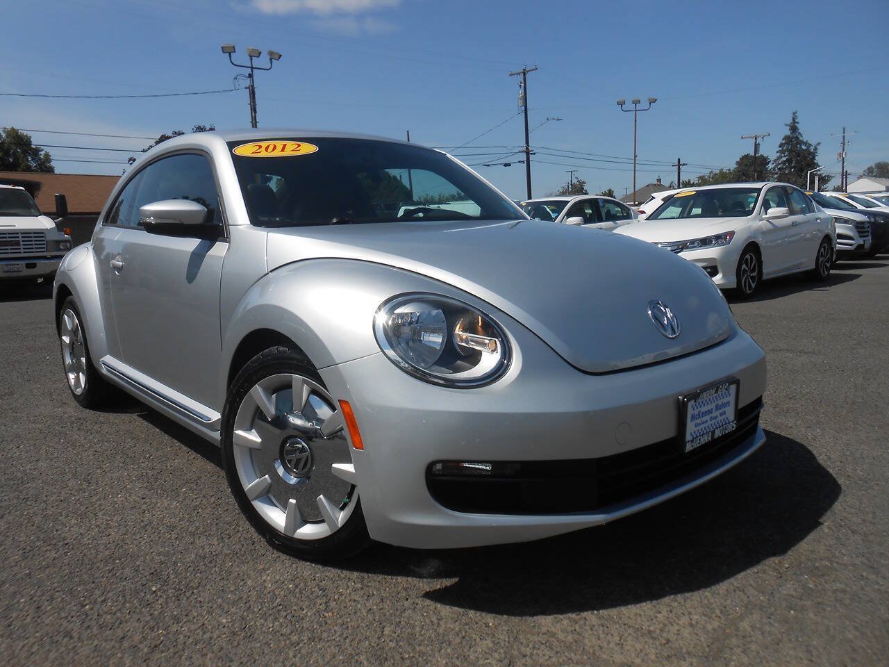Used 2012 Volkswagen Beetle 2.5 FWD image 1