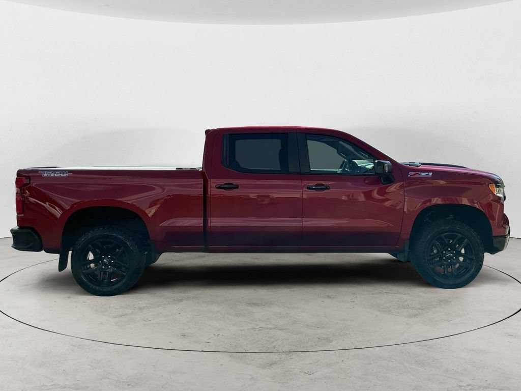 Used 2024 Chevrolet Silverado 1500 LT Trail Boss w/ LT Trail Boss Premium Package AWD/4WD image 4