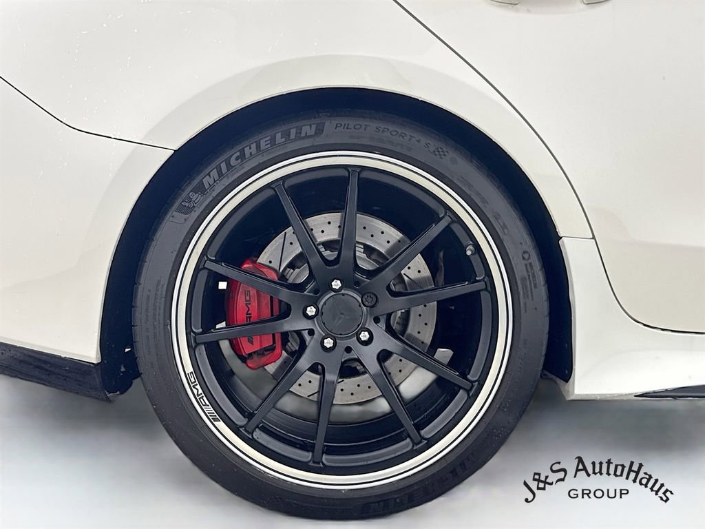 Used 2019 Mercedes-Benz AMG GT 63 image 39