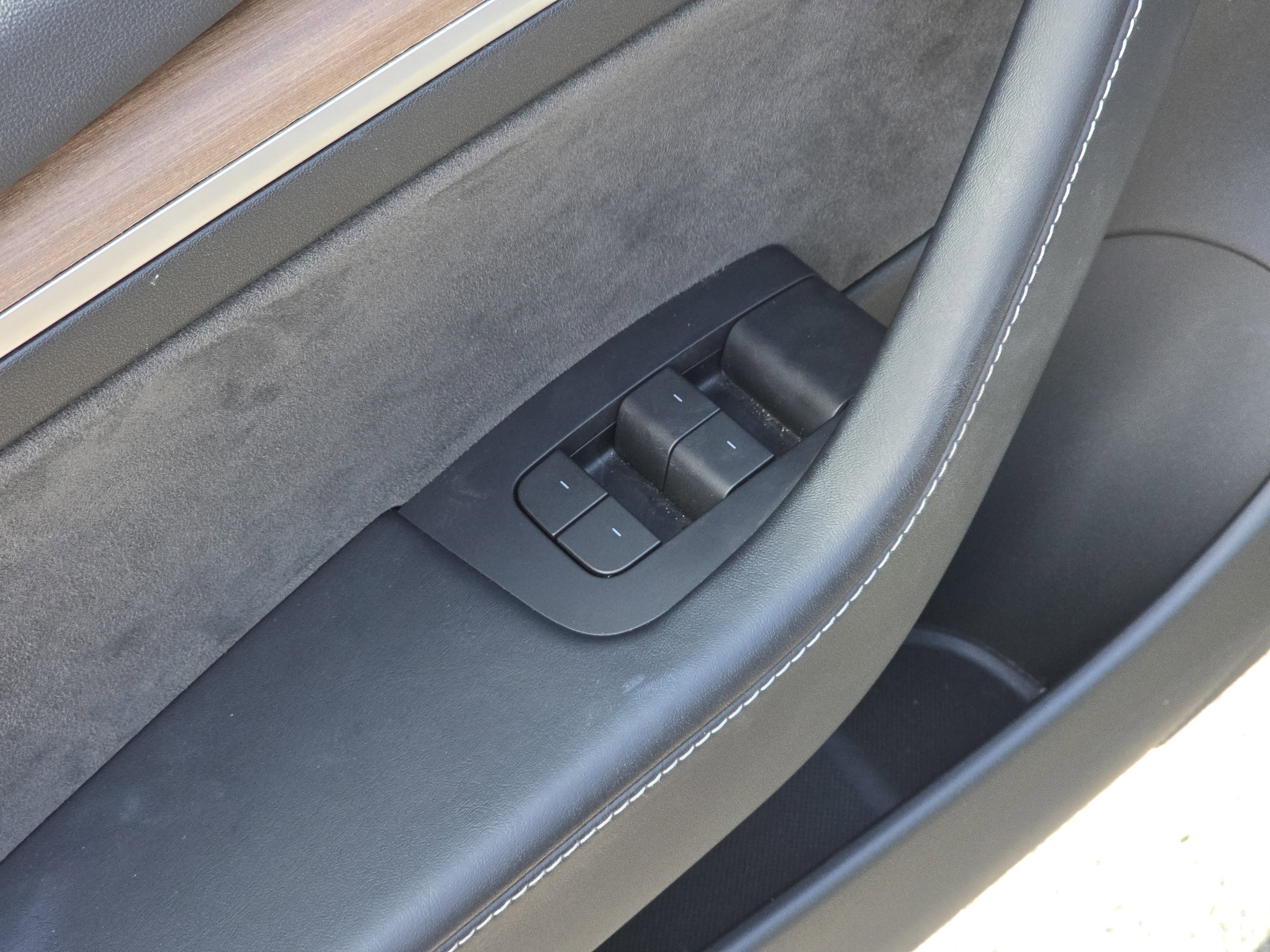 Used 2023 Tesla Model 3 Long Range AWD/4WD image 25
