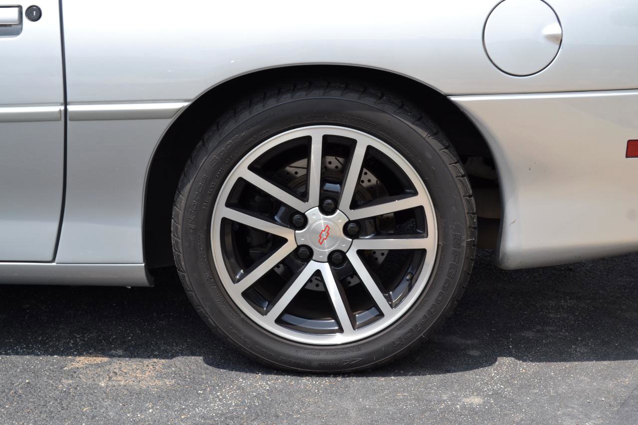 Used 2002 Chevrolet Camaro Z28 w/ SS Performance/Appearance Pkg image 46