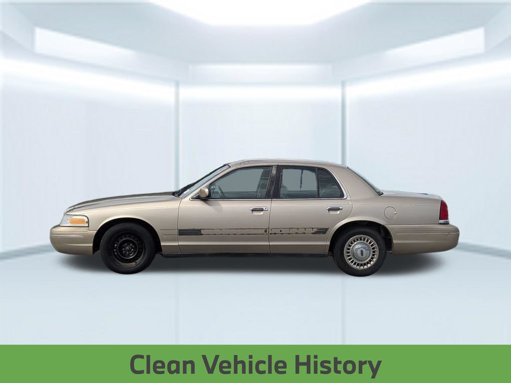 Used 1999 Ford Crown Victoria RWD image 2