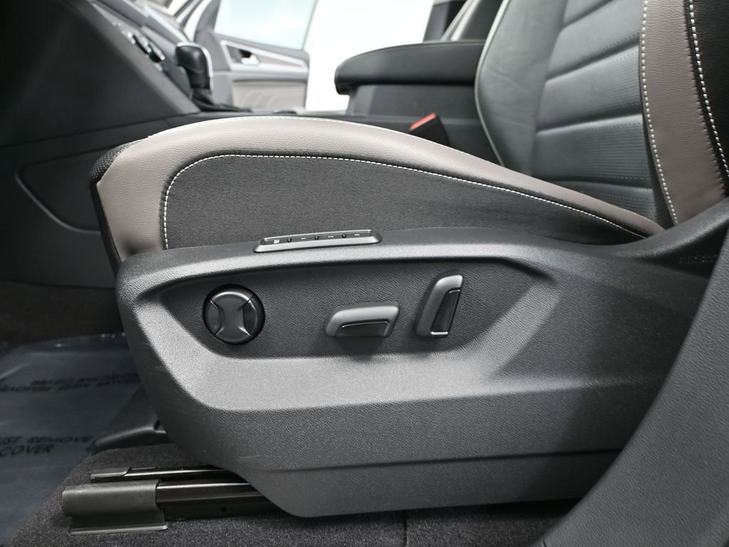 Used 2022 Volkswagen Atlas SEL image 21