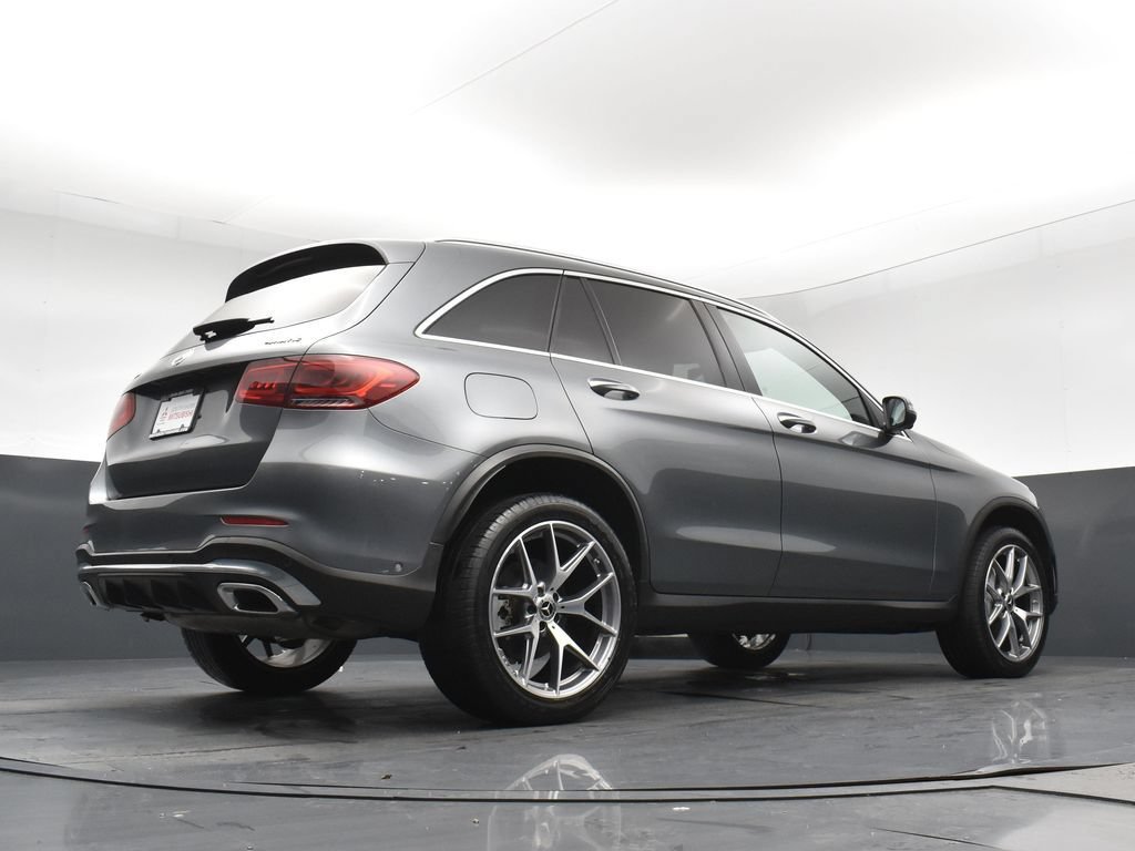 Used 2021 Mercedes-Benz GLC 300 4MATIC w/ AMG Line image 23