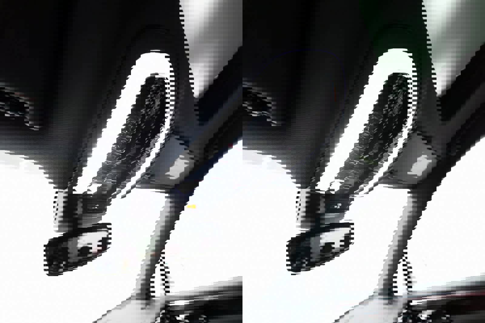 Certified 2025 Porsche Macan image 22