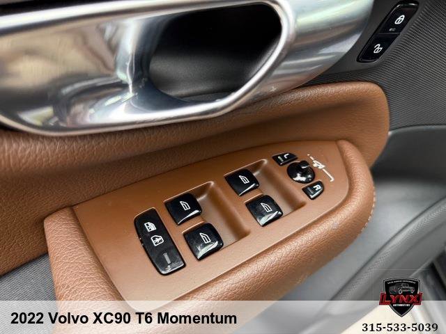 Used 2022 Volvo XC90 T6 Momentum image 32