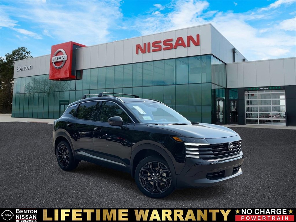 New 2025 Nissan Kicks SR w/ SR Premium Package