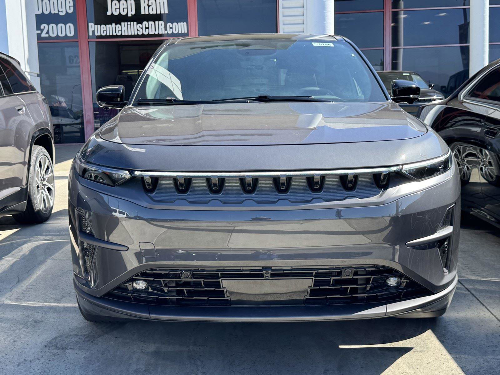 New 2025 Jeep Wagoneer S Limited image 2