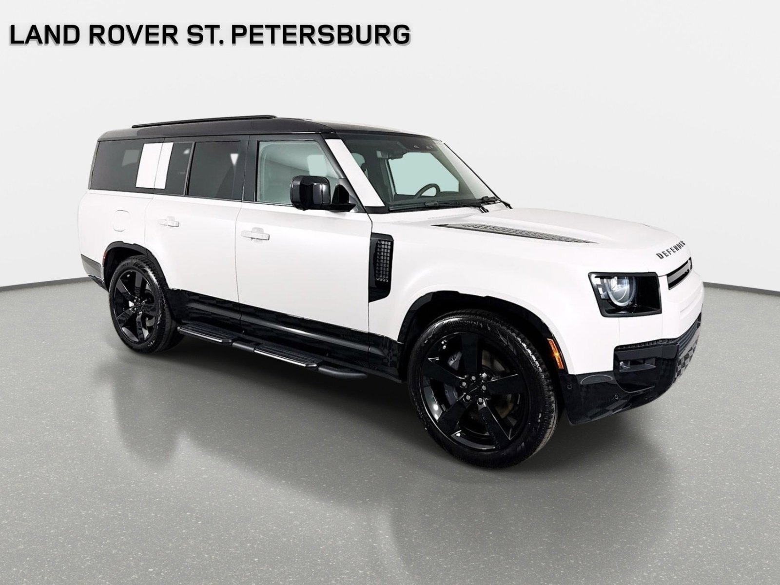 Used 2026 Land Rover Defender 130 X-Dynamic SE AWD/4WD image 3