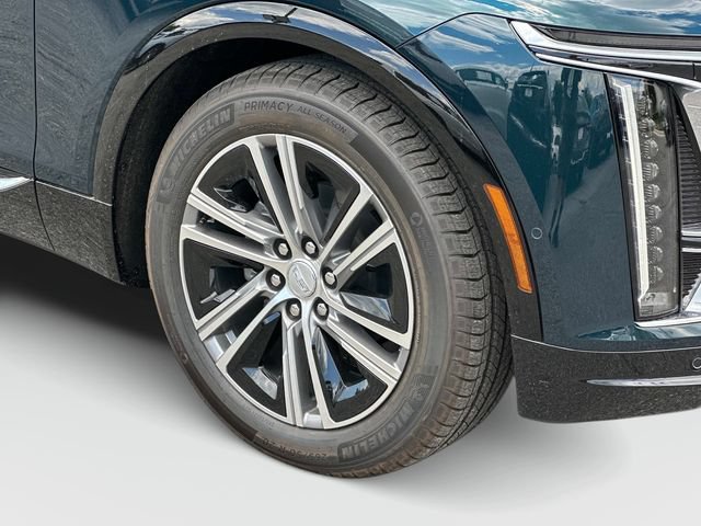 Used 2026 Cadillac Lyriq Premium Luxury w/ LPO, Floor Liner Package AWD/4WD image 17