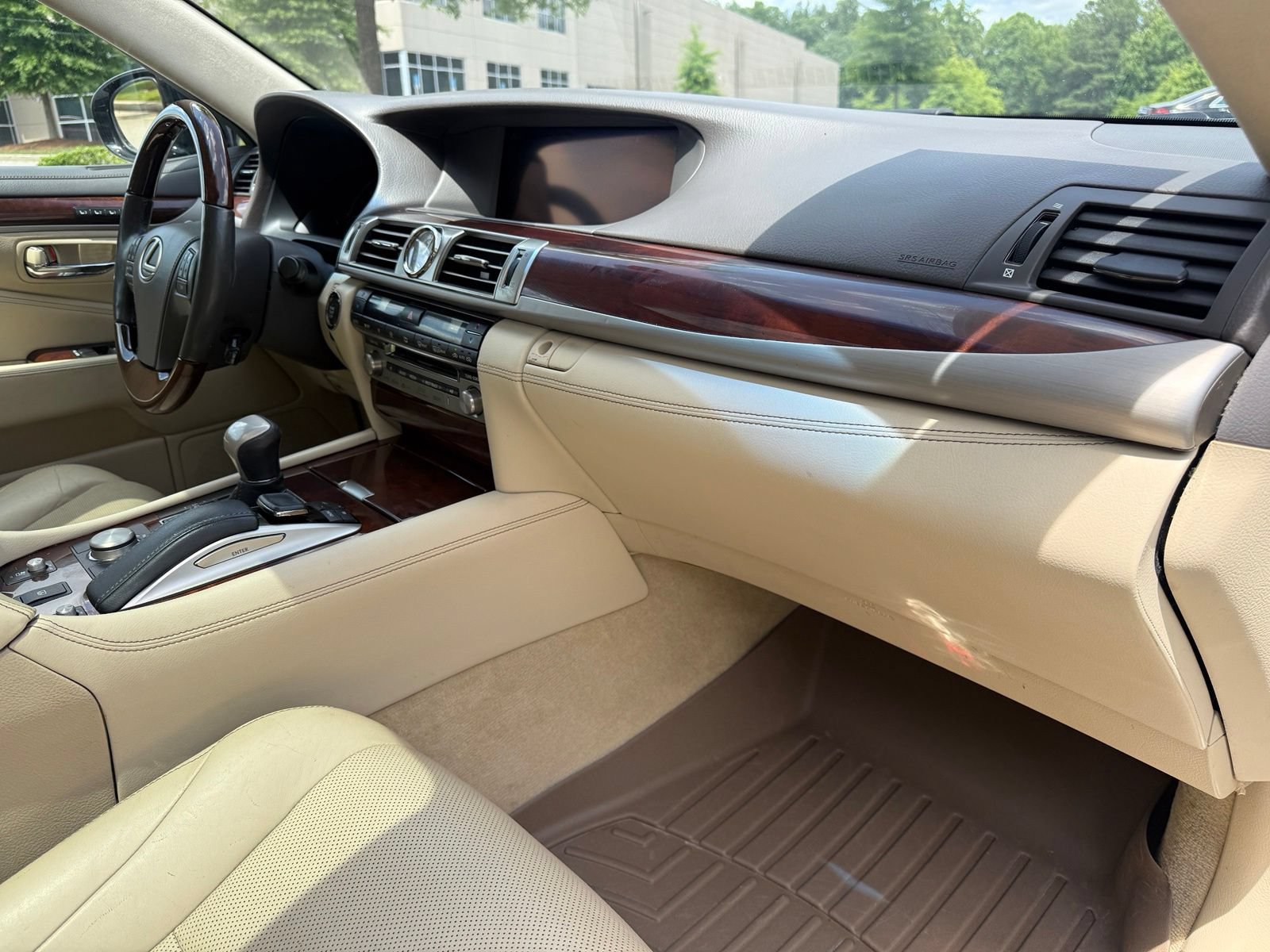 Used 2017 Lexus LS 460 L AWD/4WD image 24