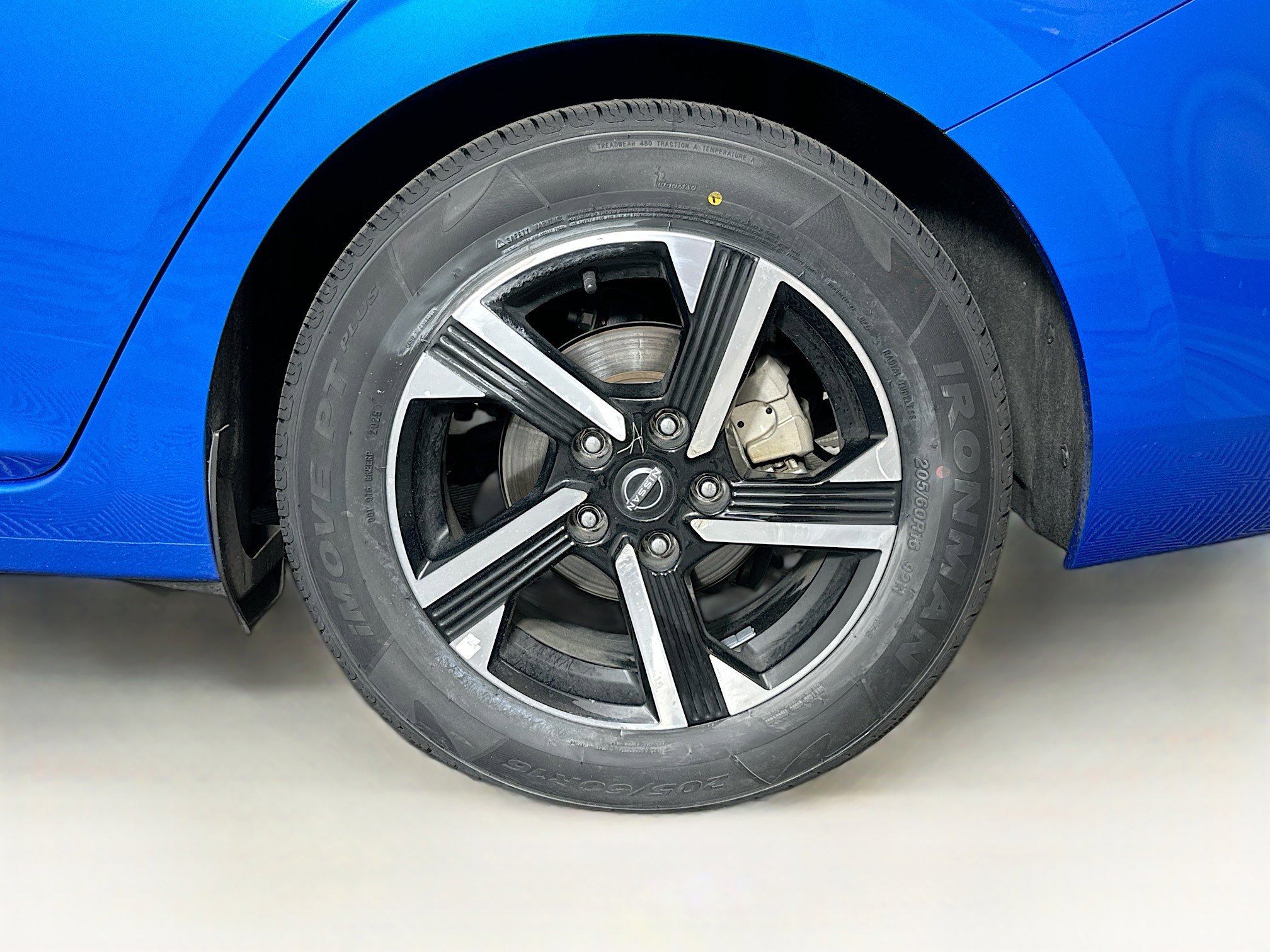 Used 2024 Nissan Sentra SV image 11