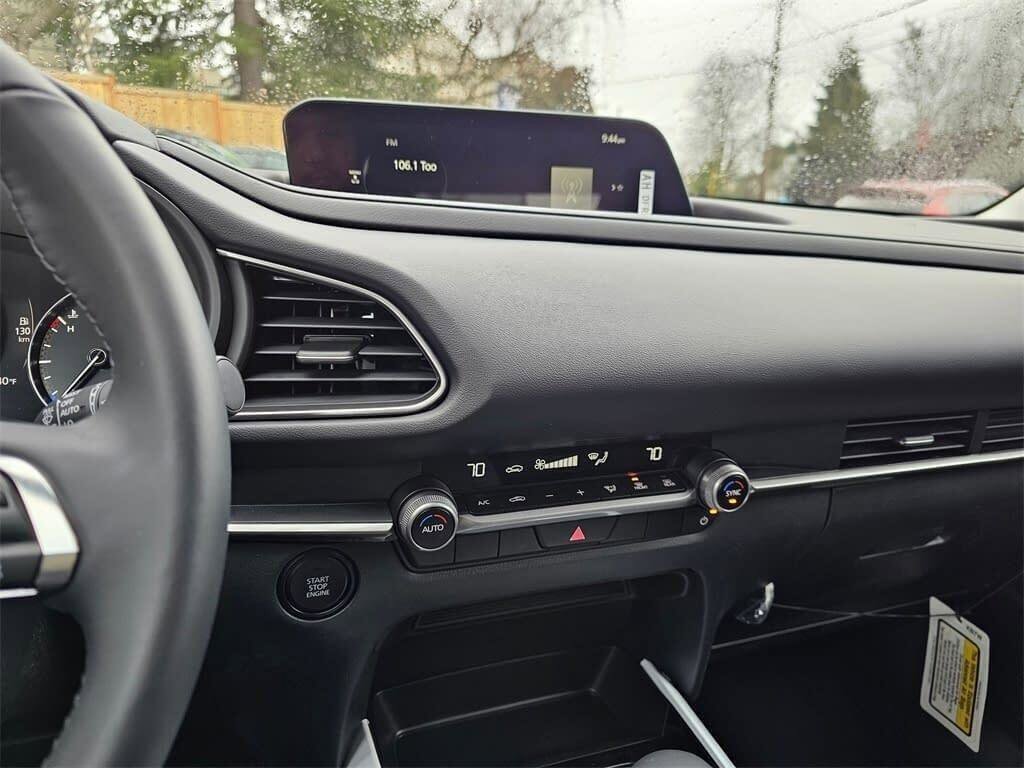 Certified 2025 MAZDA CX-30 AWD 2.5 S w/ Select Sport Pkg image 60