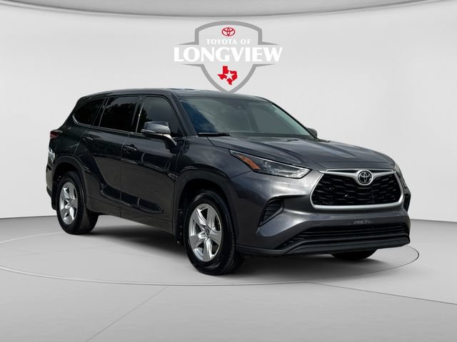 Used 2022 Toyota Highlander L FWD image 7