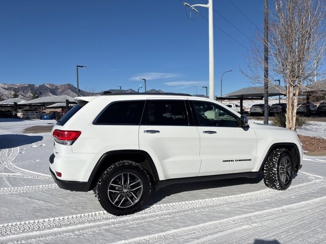 Used 2018 Jeep Grand Cherokee Limited image 10
