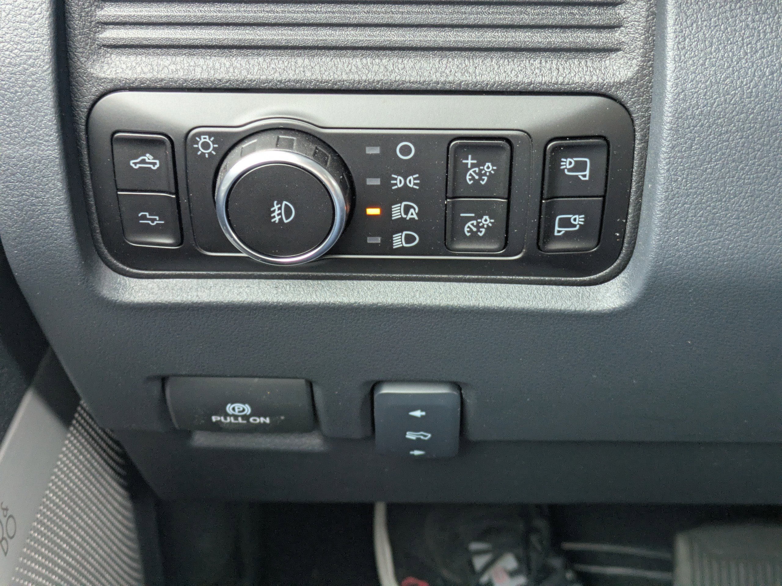 New 2026 Ford F250 Platinum AWD/4WD image 31