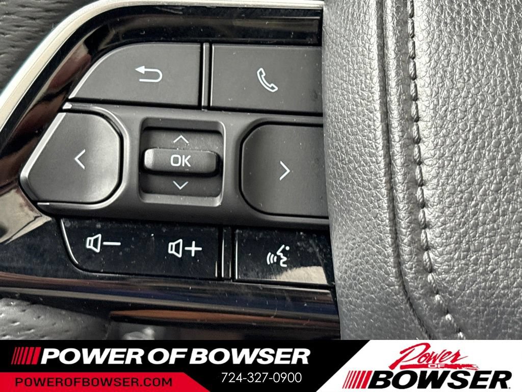 Used 2025 Toyota Tundra Platinum AWD/4WD image 23