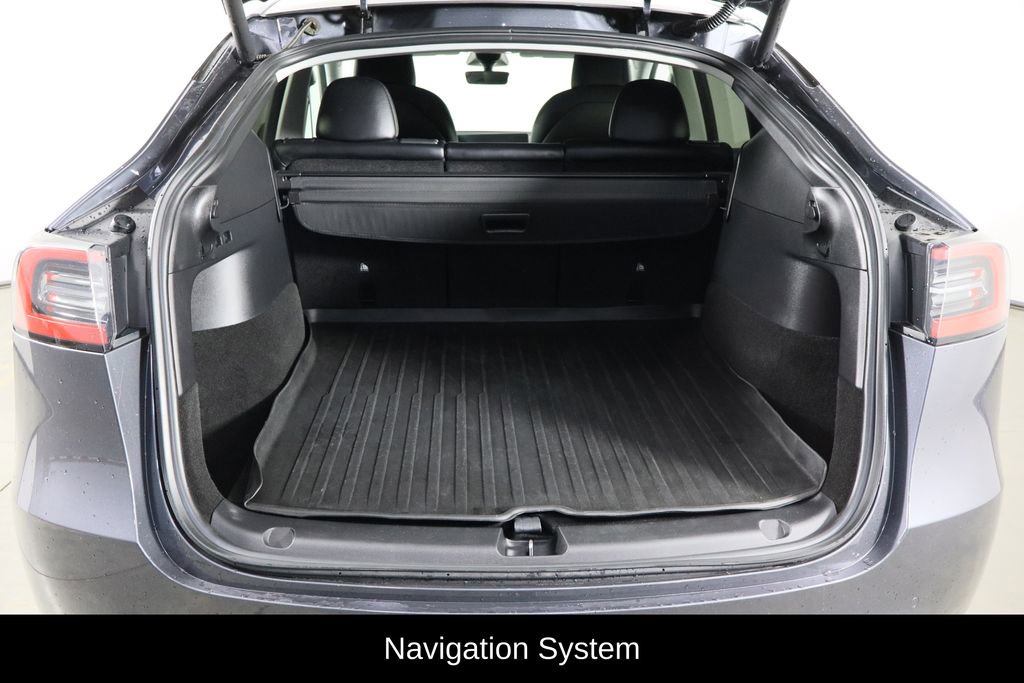 Used 2022 Tesla Model Y Performance image 16