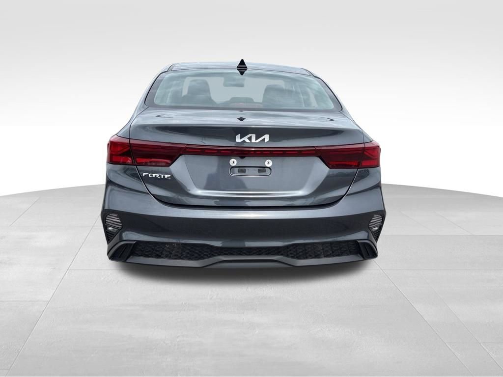 Certified 2023 Kia Forte LXS image 9