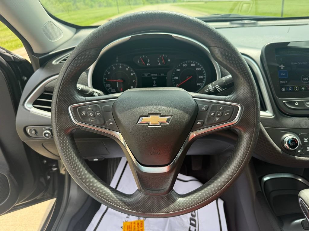 Used 2025 Chevrolet Malibu LT FWD image 30