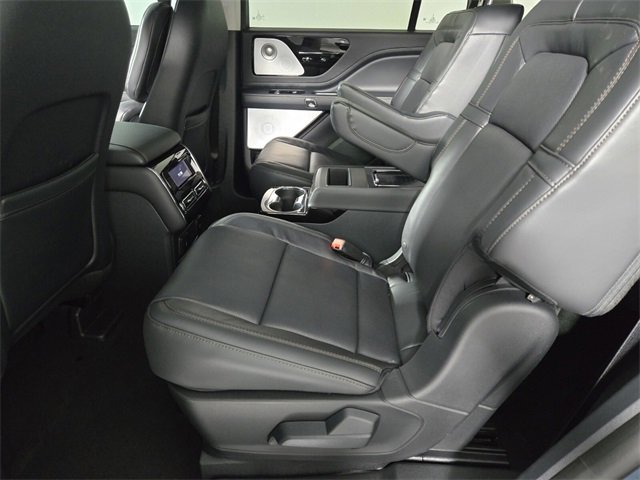 New 2026 Lincoln Aviator Reserve w/ Luxury Package image 14