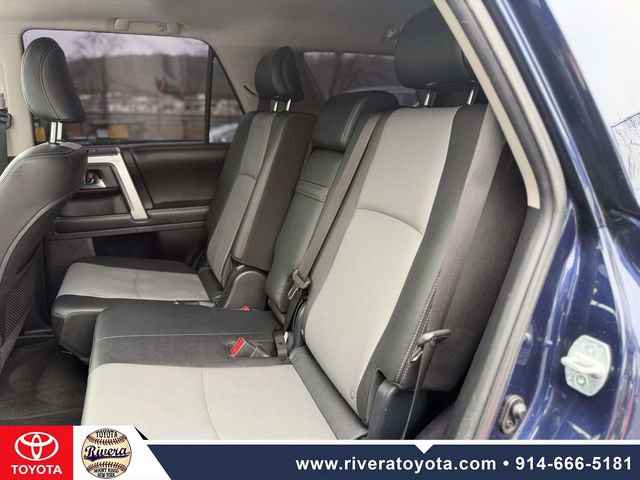 Used 2015 Toyota 4Runner SR5 Premium image 17