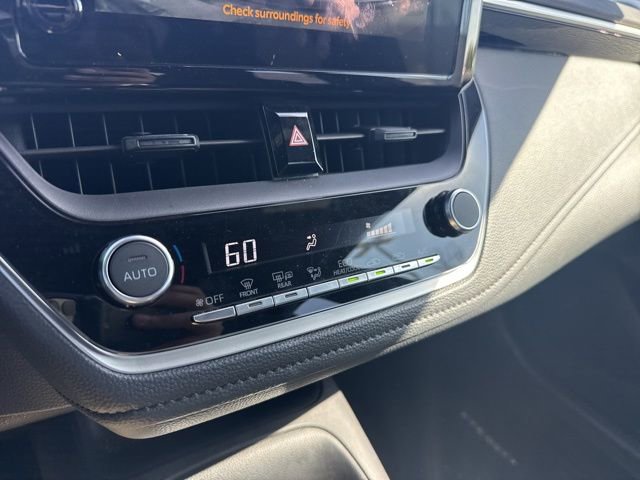 Used 2023 Toyota Corolla SE w/ SE Premium Package image 12