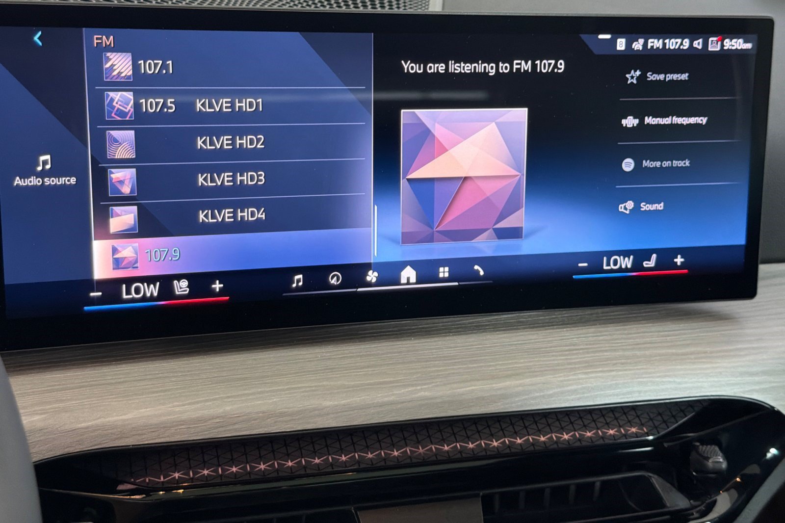 New 2026 BMW 330i Sedan w/ M Sport Package RWD image 20