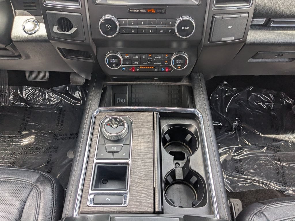 Used 2020 Ford Expedition Limited w/ Equipment Group 301A RWD image 10