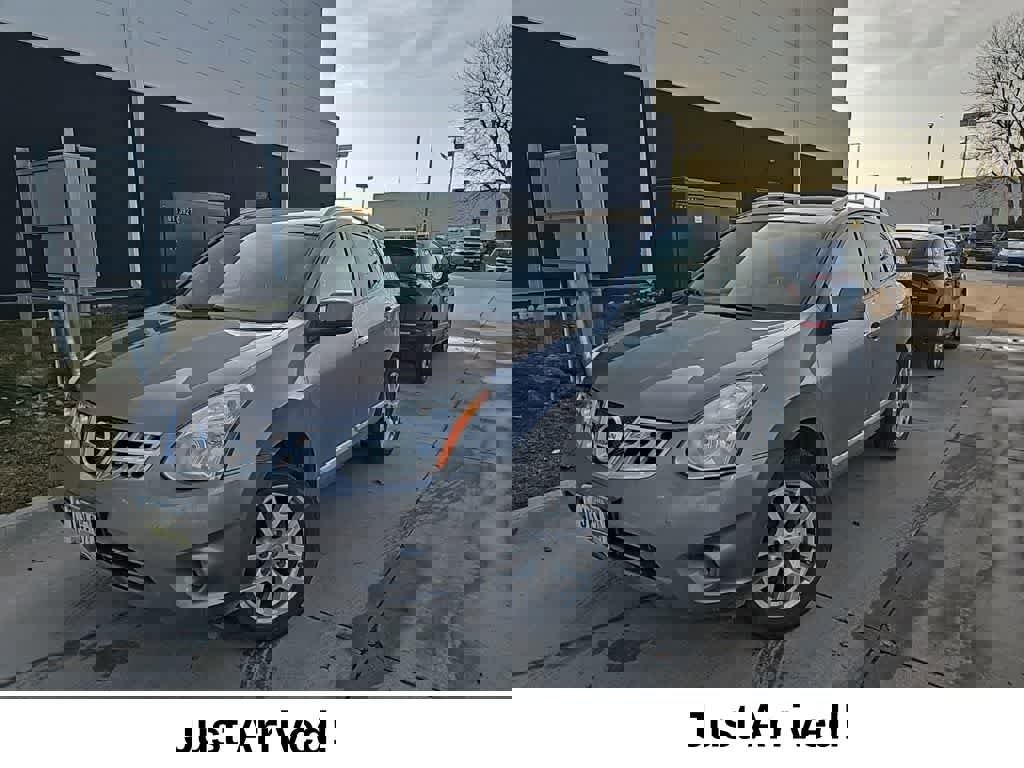 Used 2011 Nissan Rogue SV w/ SL Pkg image 1