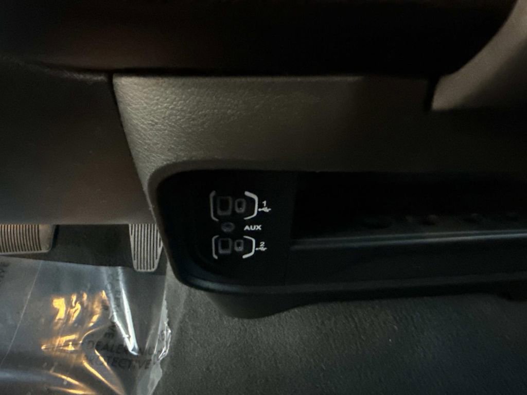 Used 2024 RAM 2500 Big Horn w/ Bed Utility Group image 36