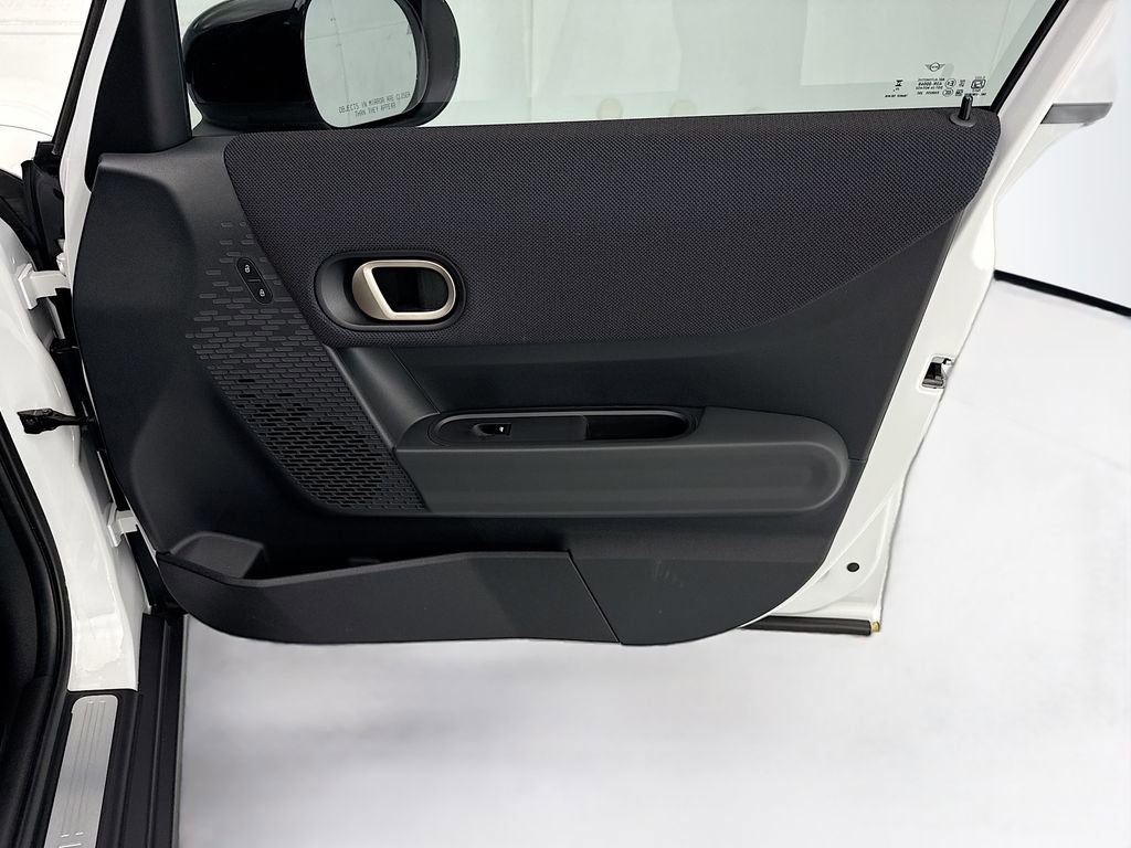 New 2026 MINI Cooper 4-Door Hardtop FWD image 24
