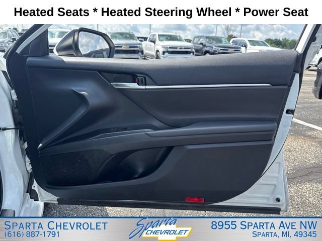 Used 2024 Toyota Camry SE FWD image 26