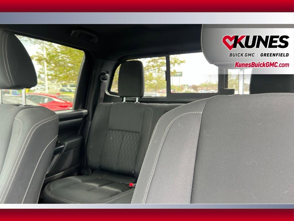 Used 2018 Nissan Titan XD AWD/4WD image 15