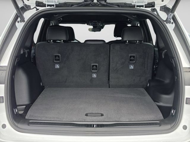 New 2027 Jeep Grand Cherokee Altitude AWD/4WD image 15