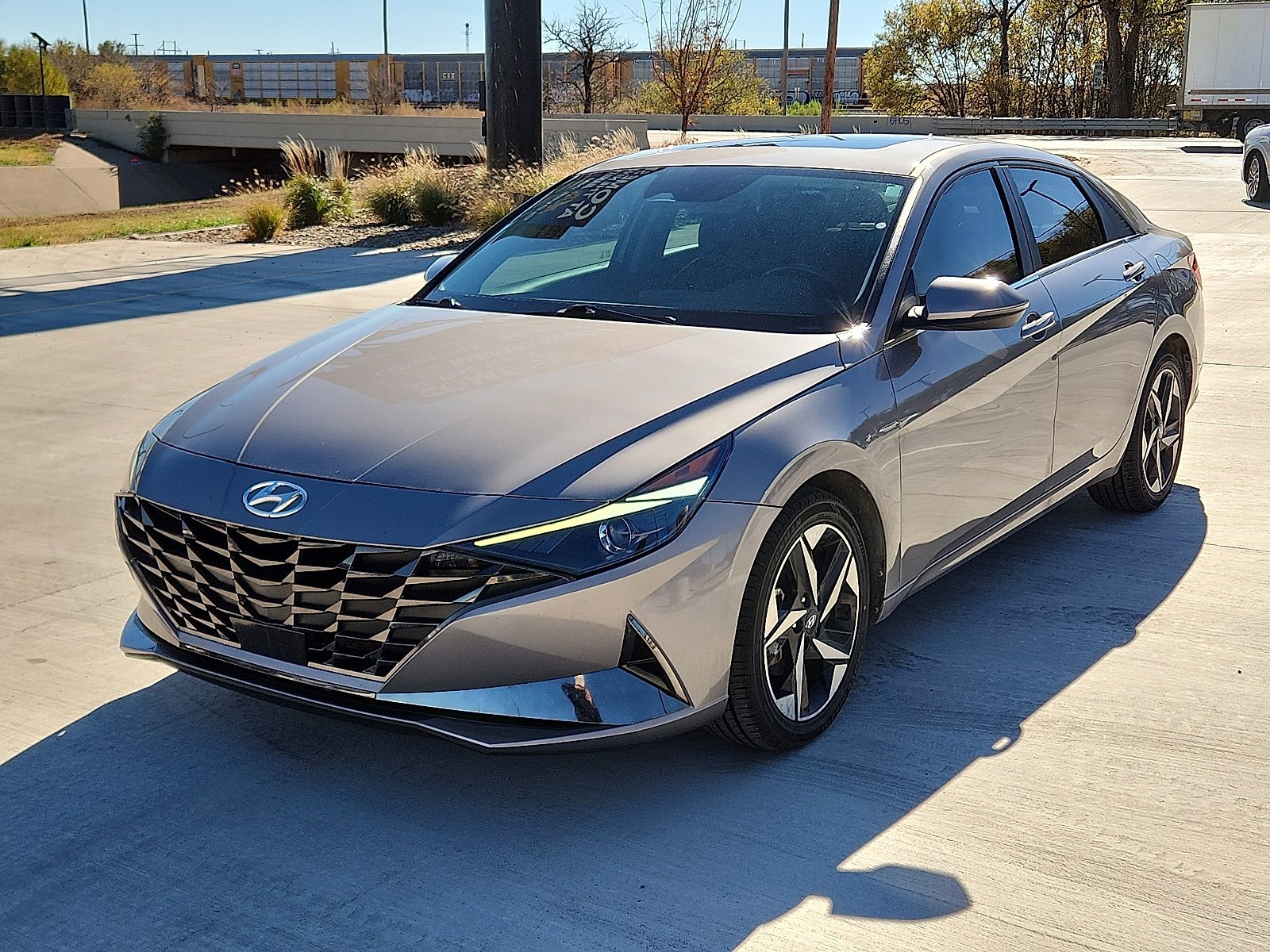 Used 2022 Hyundai Elantra SEL w/ Convenience + Premium Package