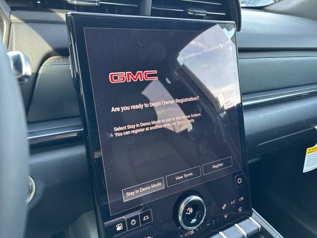 New 2026 GMC Terrain AT4 w/ Technology Package II image 21