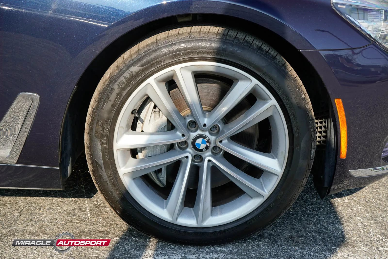 Used 2016 BMW 750i xDrive AWD/4WD image 10