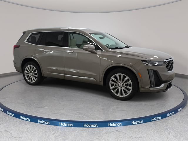 Used 2023 Cadillac XT6 Premium Luxury w/ Technology Package AWD/4WD image 3