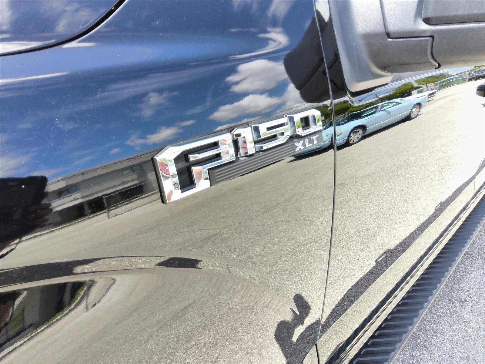 Used 2018 Ford F150 XLT w/ Equipment Group 302A Luxury RWD image 11