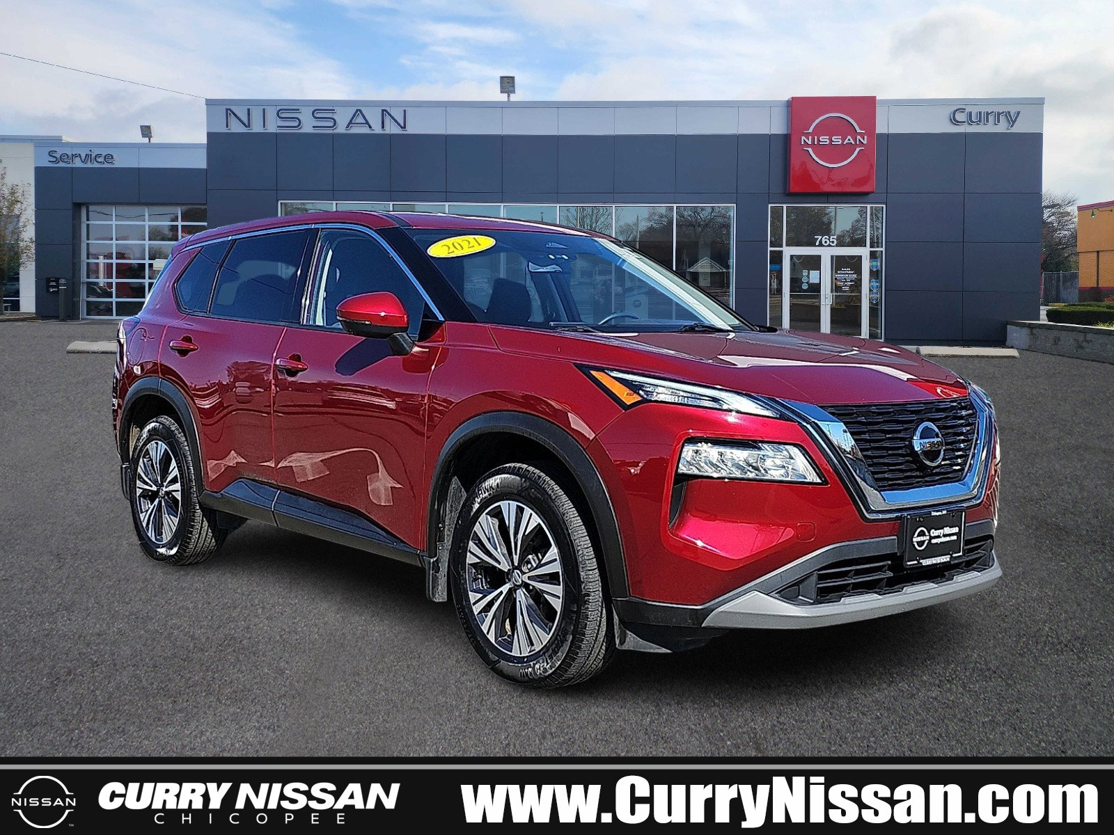 Used 2021 Nissan Rogue SV image 1