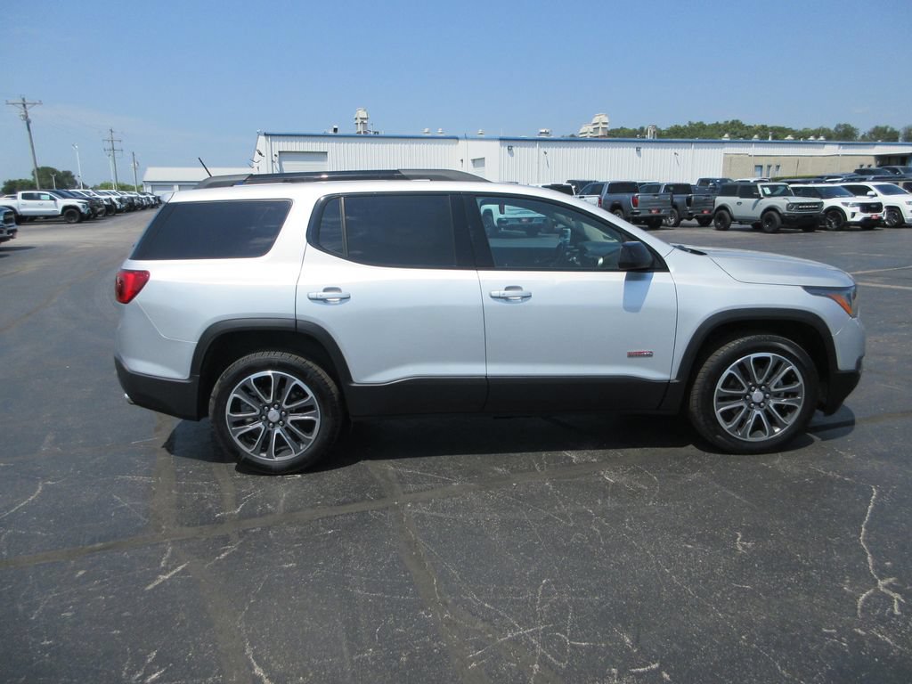 Used 2019 GMC Acadia SLT AWD/4WD image 2