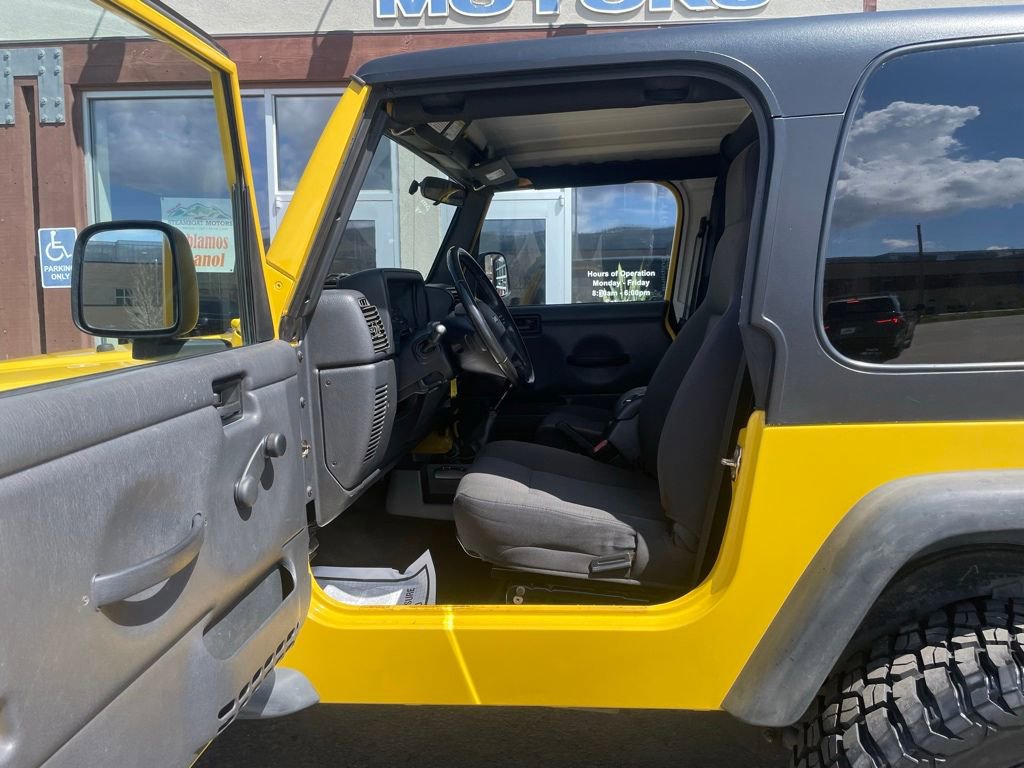 Used 2006 Jeep Wrangler Sport w/ 30" Tire & Wheel Group AWD/4WD image 13