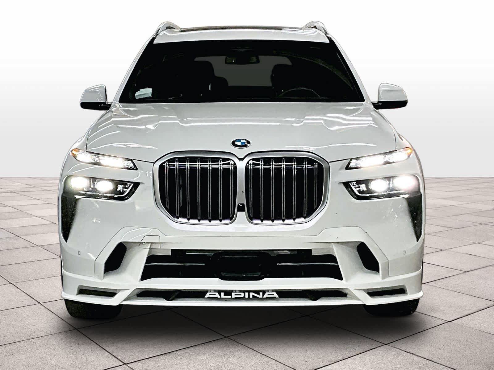 Used 2025 BMW ALPINA XB7 AWD/4WD image 3