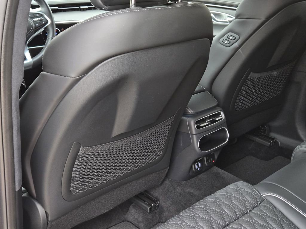 Used 2024 Genesis GV70 3.5T Sport w/ Sport Advanced Package image 23